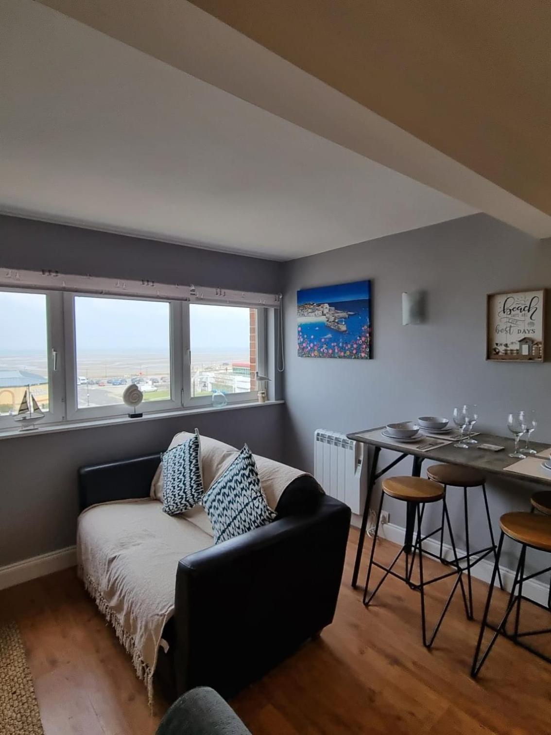 New With Free Offstreet Parking The Lookout At Ryde Esplanade Apartment Bagian luar foto
