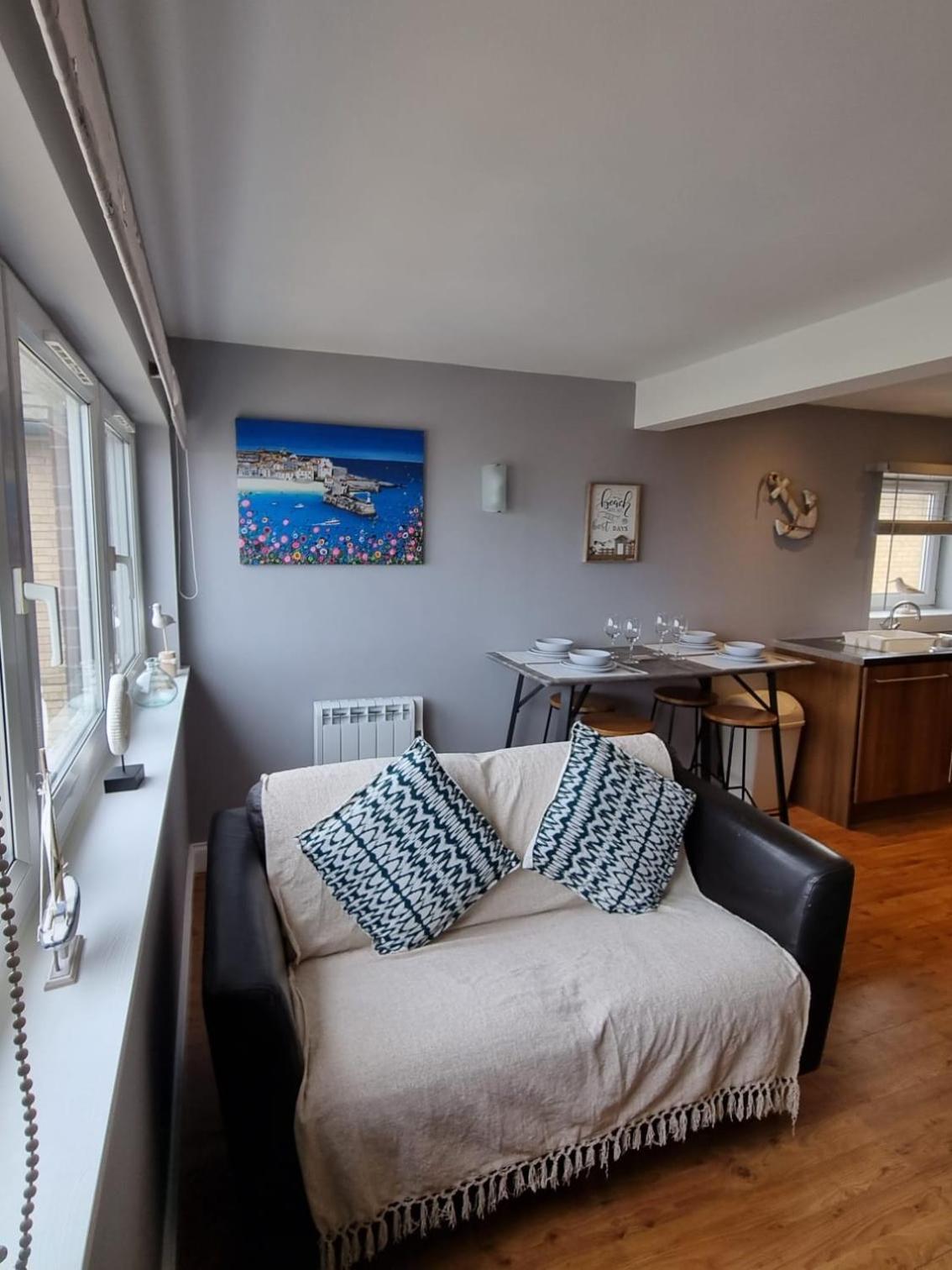 New With Free Offstreet Parking The Lookout At Ryde Esplanade Apartment Bagian luar foto